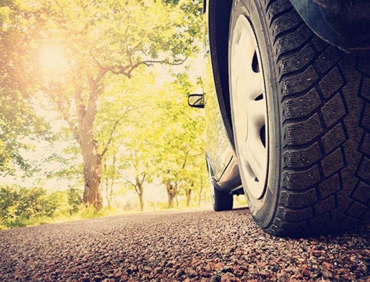 Mik a defekttűrő abroncsok legfontosabb előnyei?